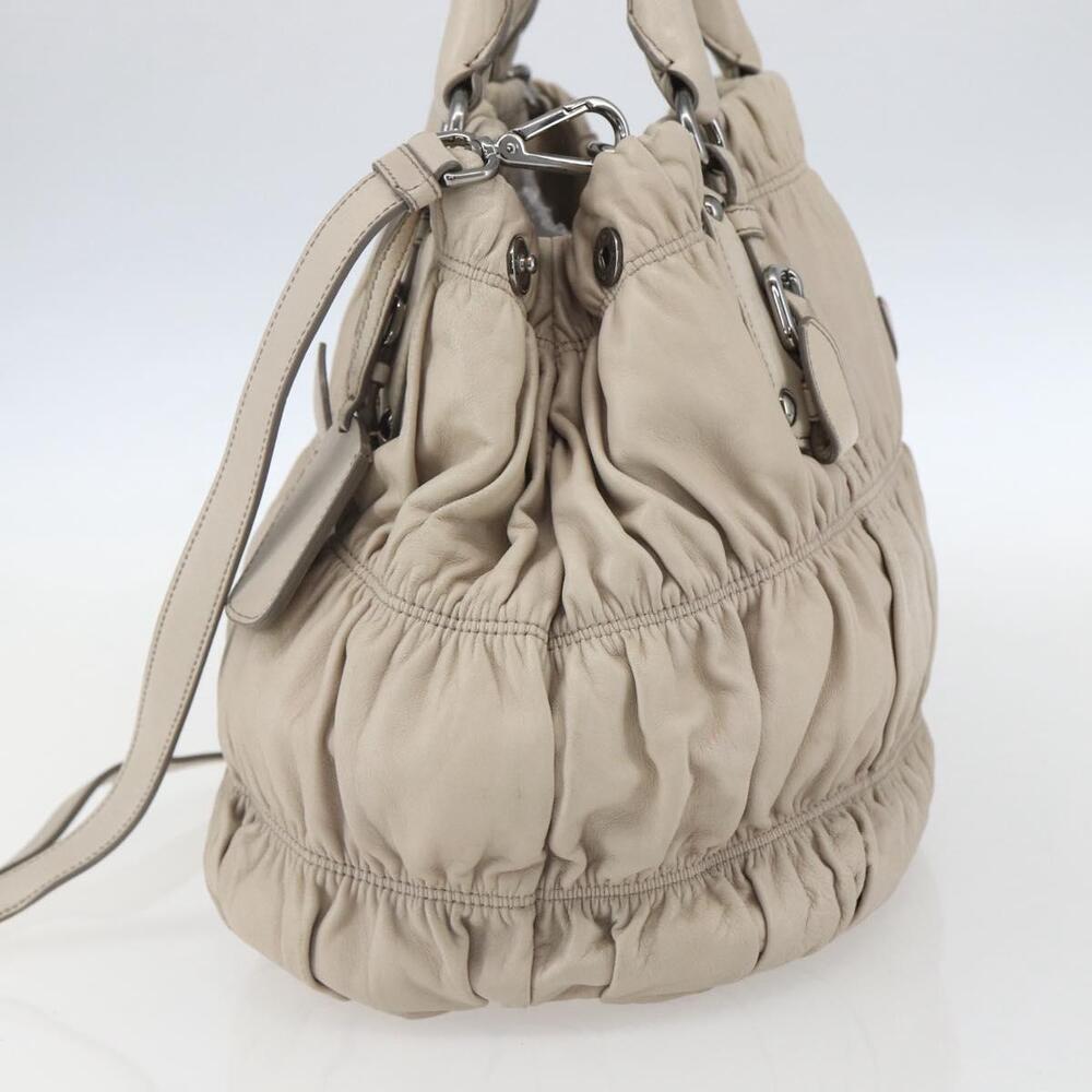 PRADA Gathered Hand Bag Leather 2way Beige Silver Auth yk19545 - Picture 4 of 16
